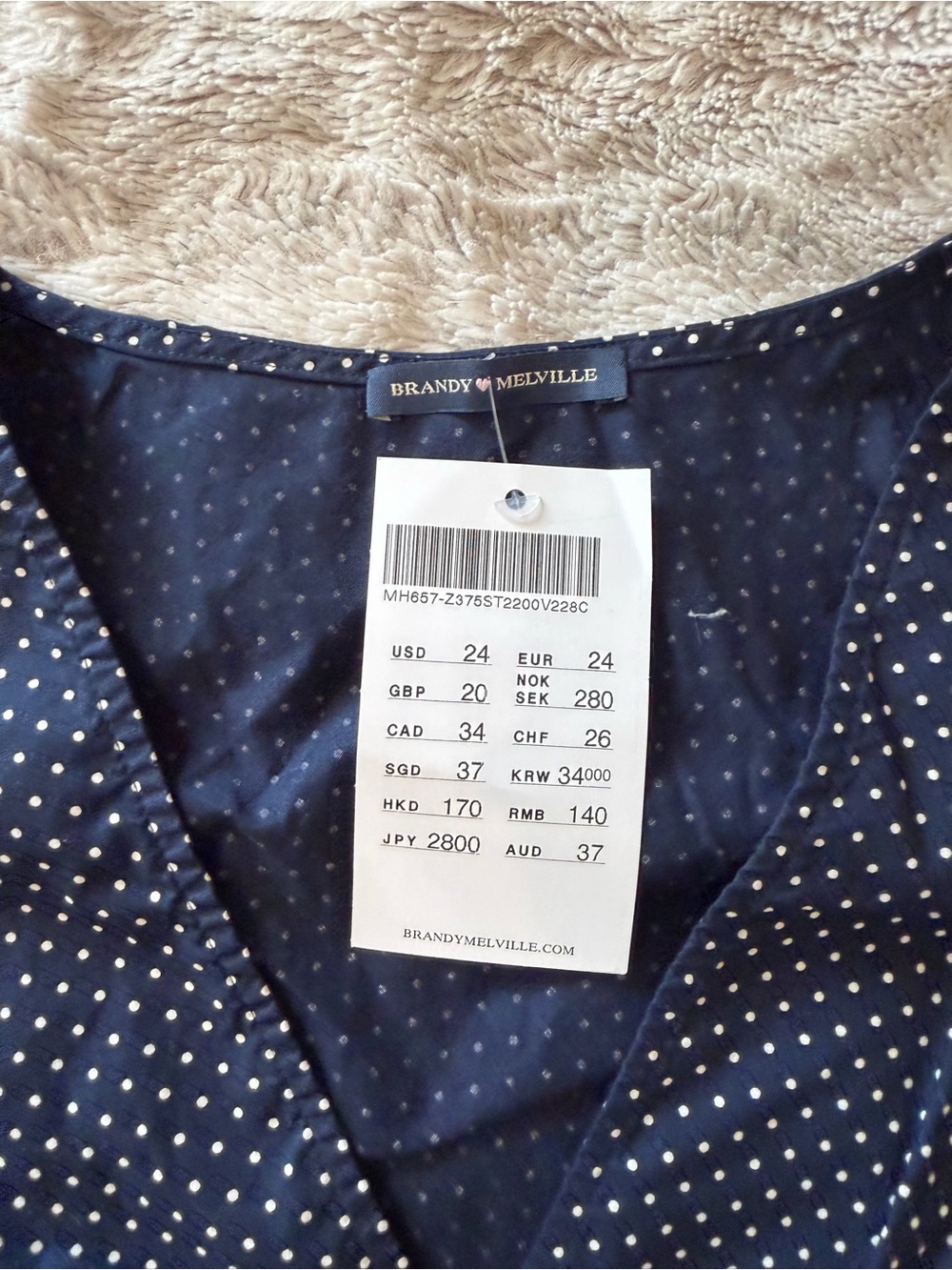 Brandy Melville Women’s Navy Polka Dot V-Neck Tank Top - Picture 2 of 3